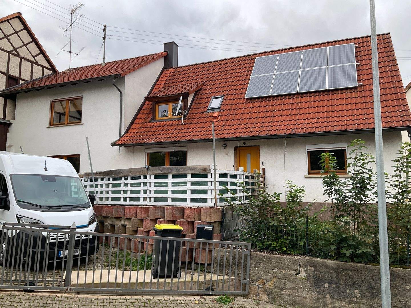 Immobilie in Burgpreppach - Familienfreundliches Einfamilienhaus mit Scheune in ruhiger Lage von Burgpreppach - Bild 0