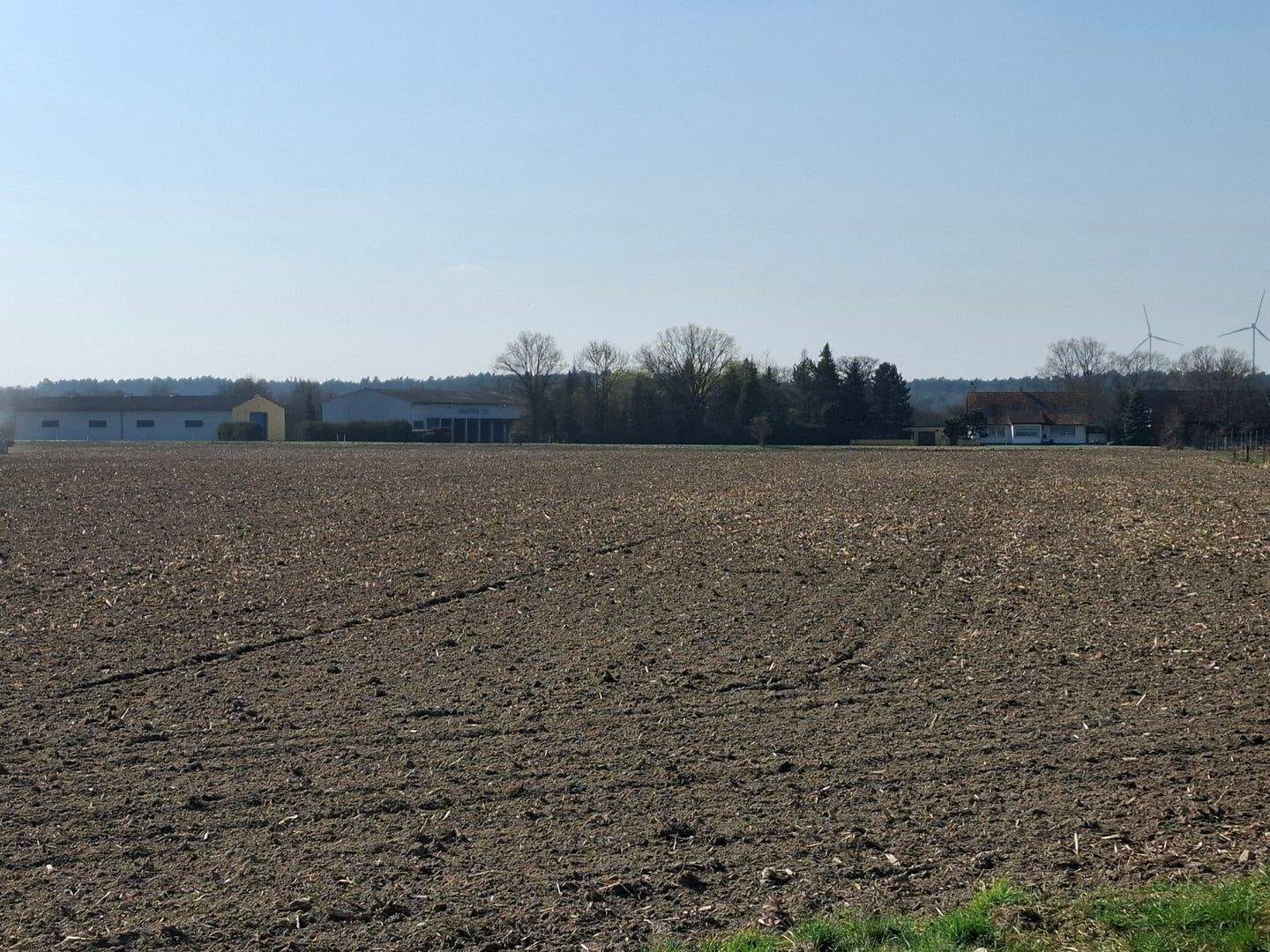 Immobilie in Arendsee (Altmark) - Wohn- und Geschäftsgrundstück in Randlage mit großem Grundstück. - Bild 1