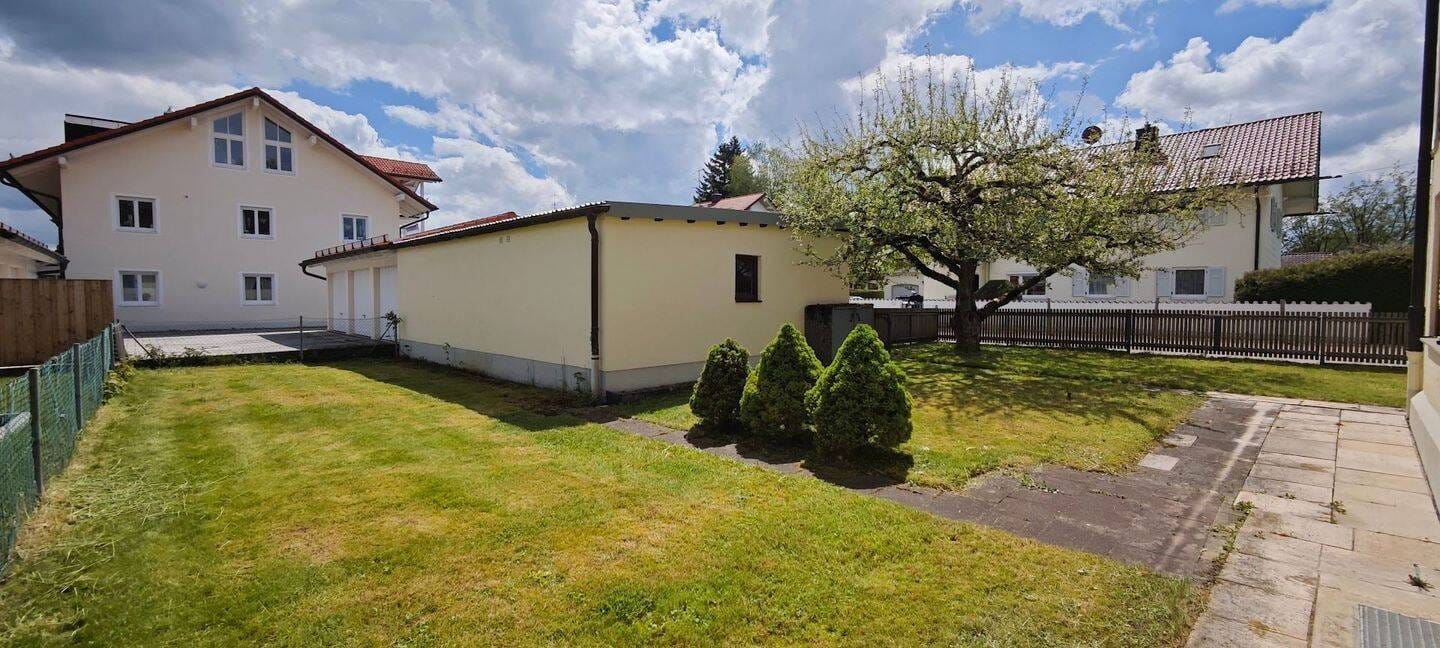Immobilie in Aying - 2 Familienhaus mit Potenzial -  zentral gelegen mit S - Bahn - Anbindung - Bild 2