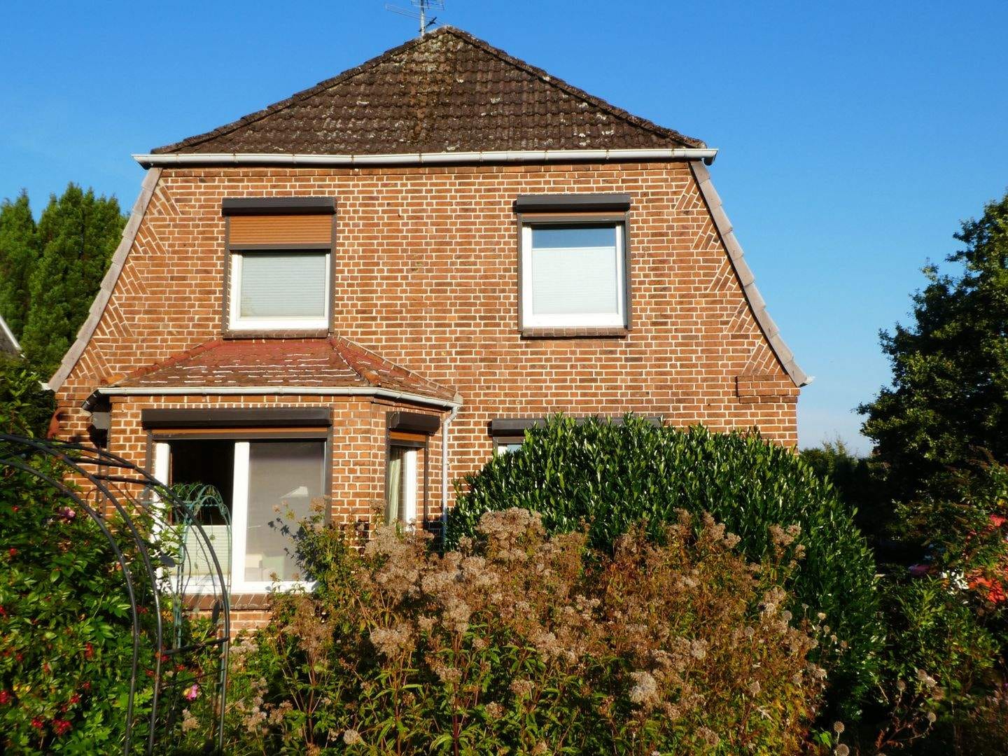 Immobilie in Engelbrechtsche Wildnis - + + + Solides Stadthaus mit Garten, Terrasse und Garage in zentrumsnaher Lage in Glückstadt + + + - Bild 1