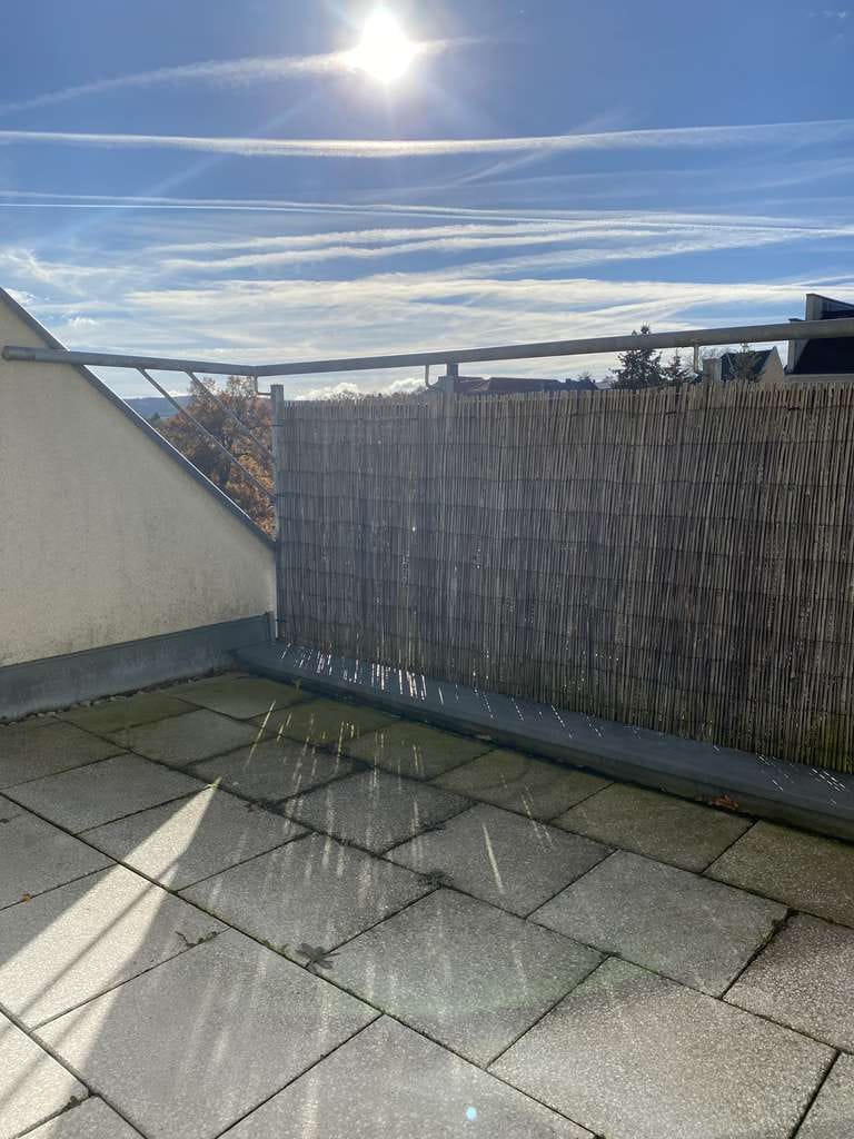 Immobilie in Auerbach/Vogtland - Sonnige 3-Raum-Wohnung mit 2 schönen Balkonen - Bild 2