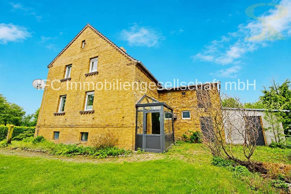 Immobilie in Kemberg - Einfamilienhaus mit Nebengelass, Garage und großem Grundstück in Kemberg OT Dorna - Bild 2