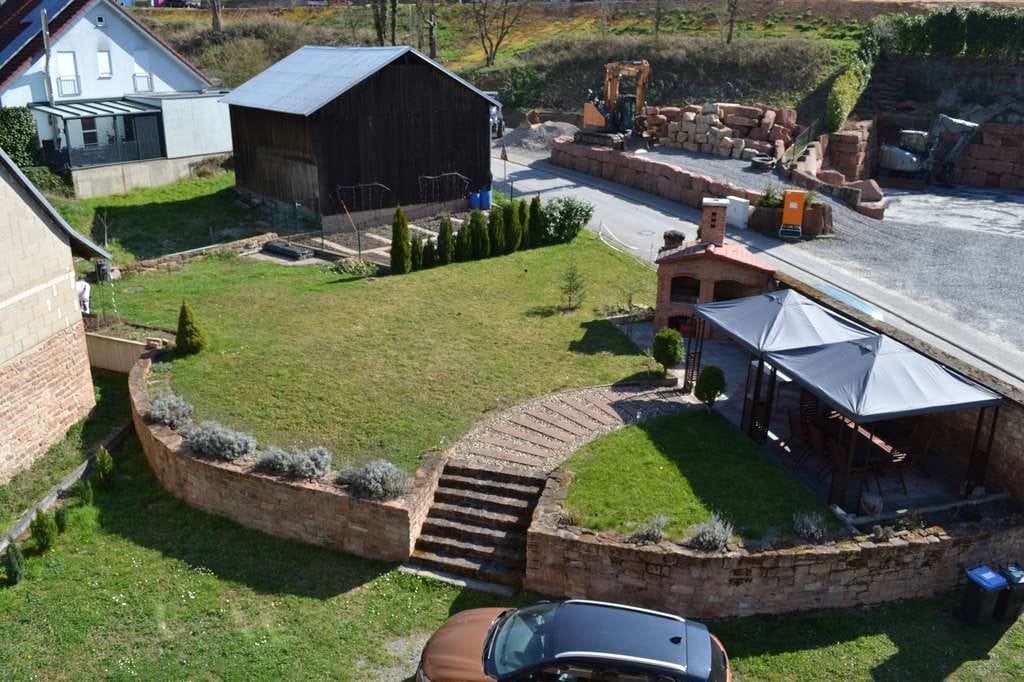 Immobilie in Leidersbach - Saniertes Familienhaus: 138m², Garten, 4 Schlafzimmer, Glasfaser-Option & neue Kita um die Ecke! - Bild 1