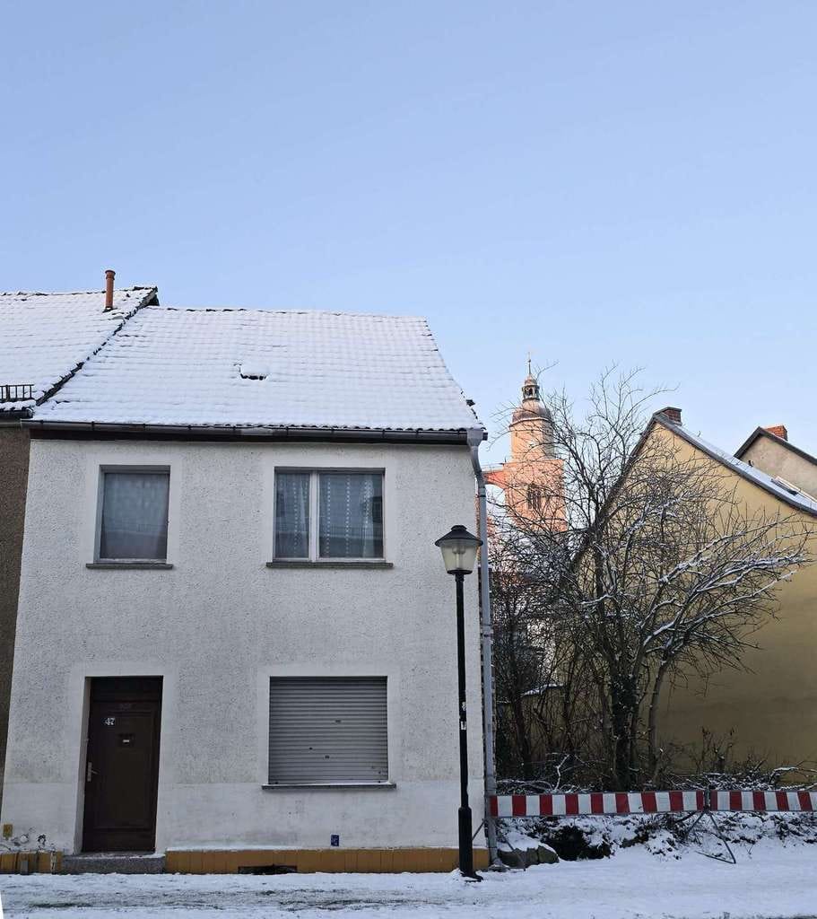 Immobilie in Jüterbog - Renovierungsobjekt im Zentrum von Jüterbog – Reihenendhaus mit Substanz - Bild 0