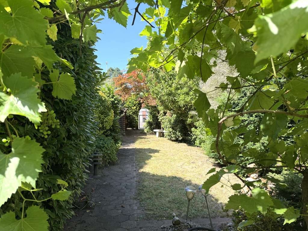 Immobilie in Schermbeck - Attraktives Reihenhaus mit gepflegtem Ambiente, viel Platz und schönem Sonnengarten - Bild 1