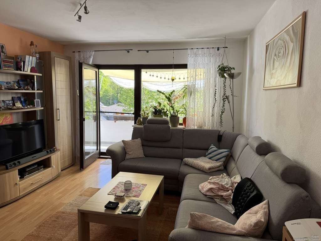 Immobilie in Keltern - Solides 6-Familienhaus in schöner Halbhöhenlage - Bild 3