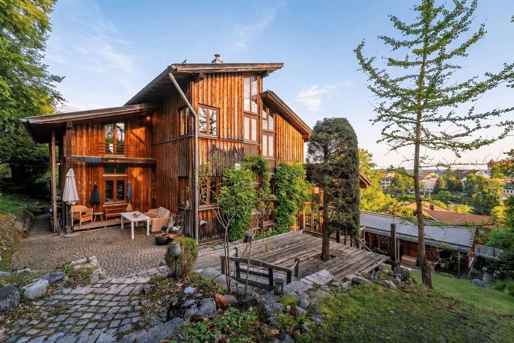 Immobilie in Feldafing - Architektenhaus in Hanglage am Starnberger See - Bild 1