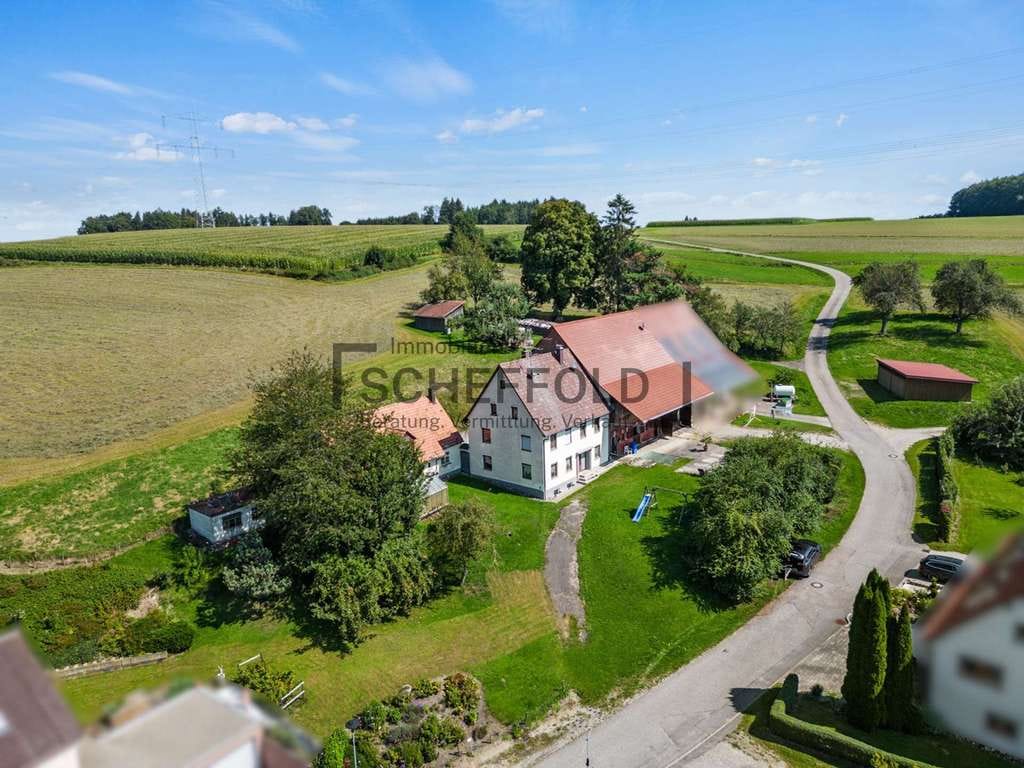Immobilie in Maselheim - Mit großem Potential! Idyllisches Einfamilienhaus mit Ökonomiegebäude und großzügigem Grundstück - Bild 1