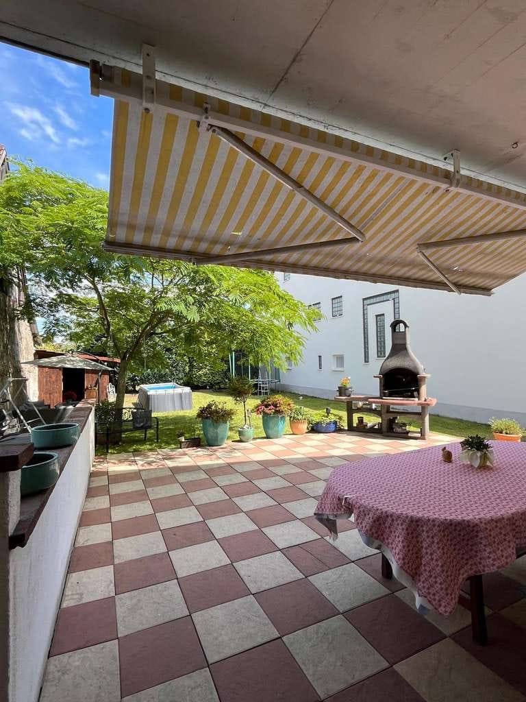 Immobilie in Offenbach an der Queich - Bezauberndes Einfamilienhaus mit großem Grundstück - Bild 1