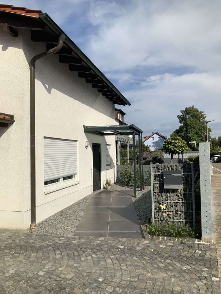 Immobilie in Rheinzabern - Renovierte Doppelhaushälfte in bester Lage von Rheinzabern! - Bild 1