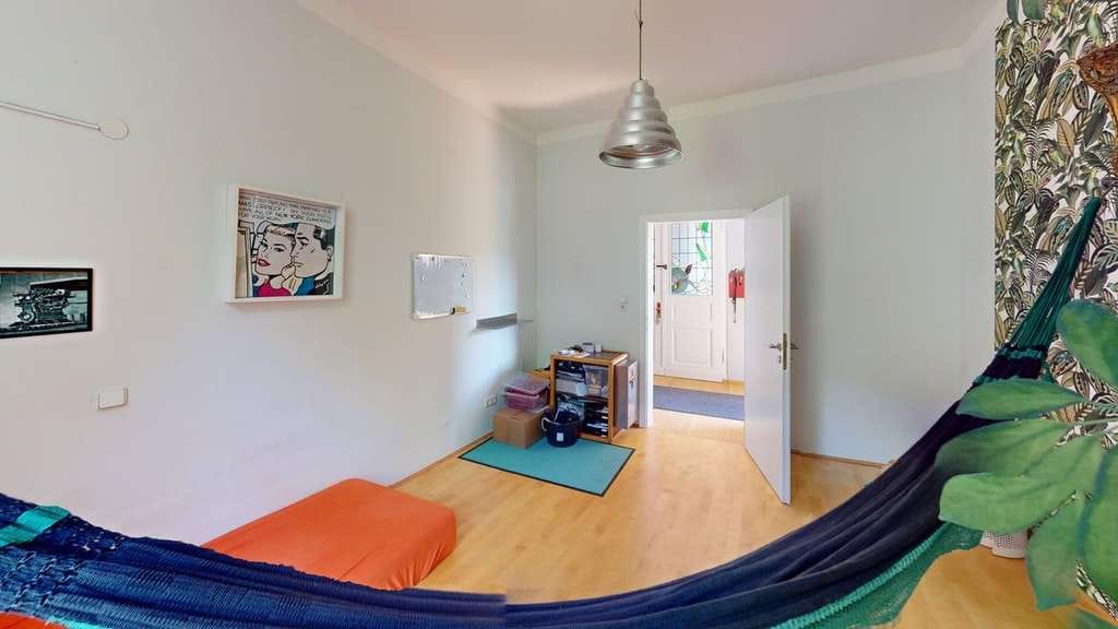 Immobilie in Ennepetal - Gepflegte Eigentumswohnung mit Flair - Raumwunder mit eigenem Garten in Ennepetal-Milspe! - Bild 1