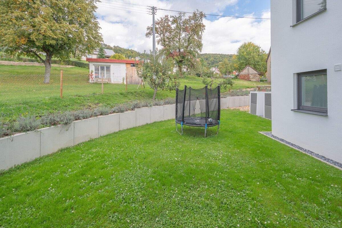 Immobilie in Dürbheim - Sonniges Gartenwohnung mit Heubergpanorama - Bild 0