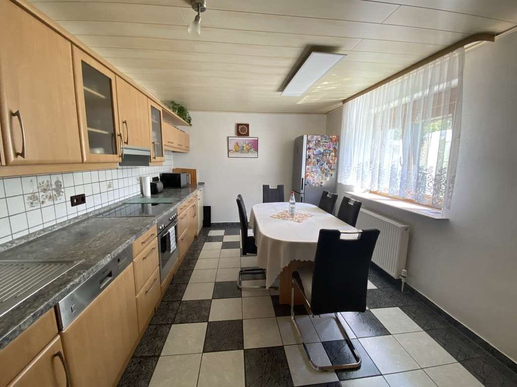 Immobilie in Mücke - Familienglück - gepflegtes Einfamilienhaus in Nieder-Ohmen mit begehrter Bahn-Haltestation! - Bild 4