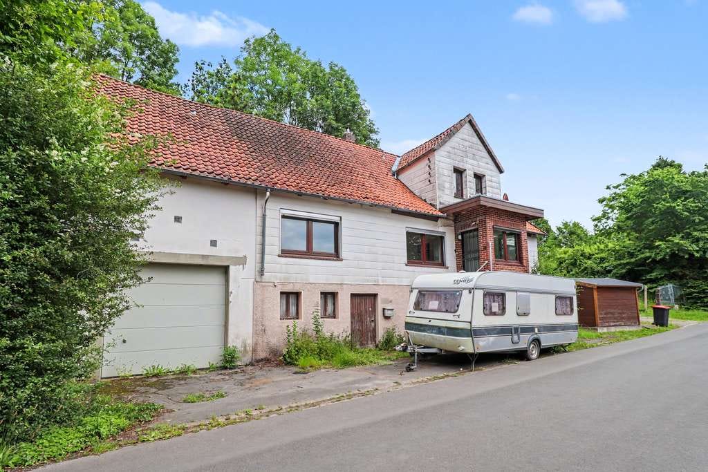 Immobilie in Aerzen - Großzügiges 7-Zimmer-Haus mit viel Potenzial auf ca. 1.108 m² Grundstück in Aerzen-Reinerbeck - Bild 0