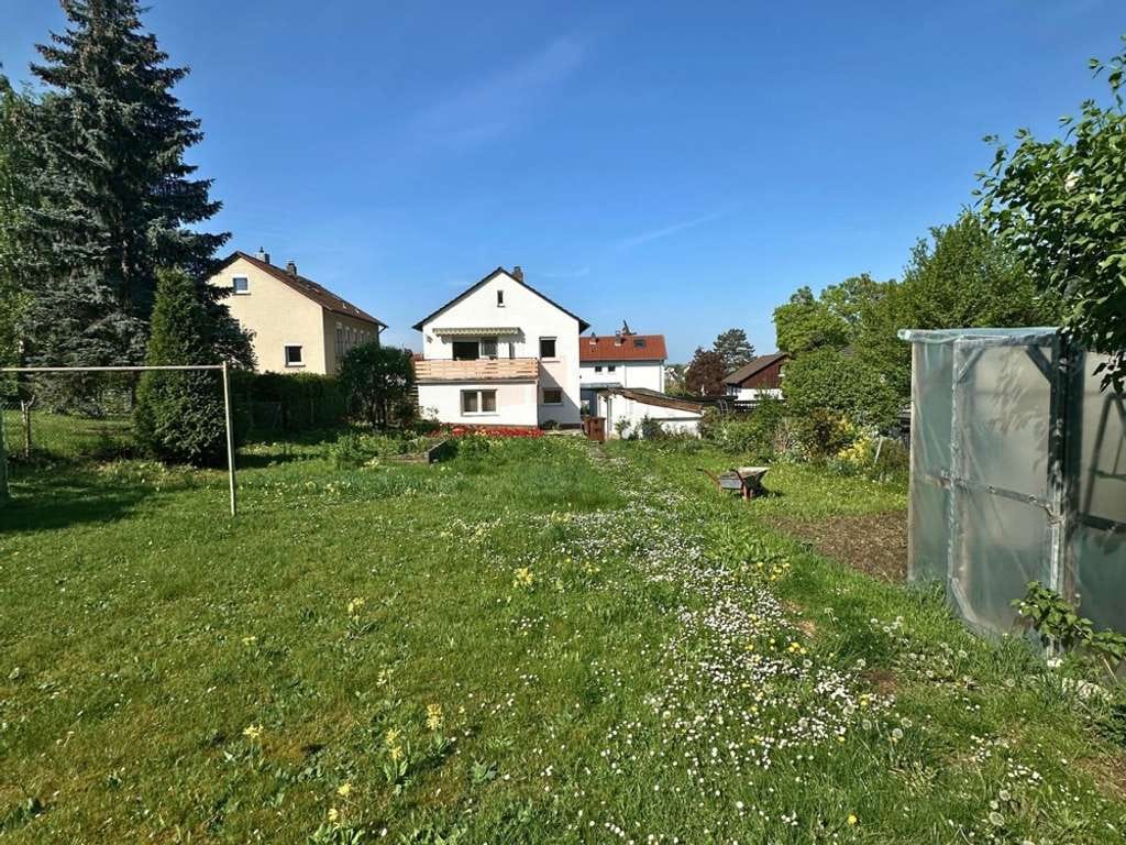 Immobilie in Schweinfurt - Preisreduzierung: Attraktive, familienfreundliche 5-Zim.-Wohnung mit Garten am Schweinfurt-Steinberg - Bild 2