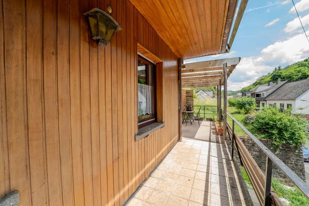 Immobilie in Oberwesel - Zweifamilienhaus mit DG Einliegerwohnung in Oberwesel am Rhein - Bild 2