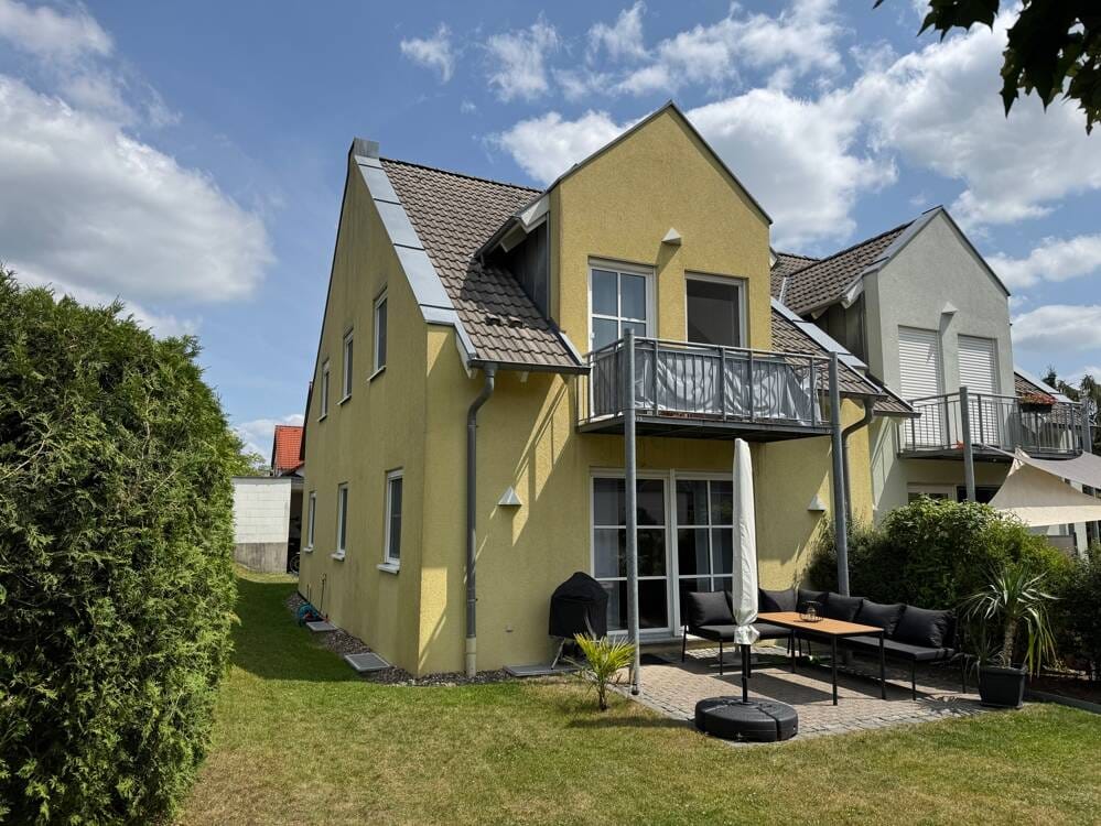 Immobilie in Ahorn - Ruhig gelegene Doppelhaushälfte in Ahorn-Ortsteil - Bild 0