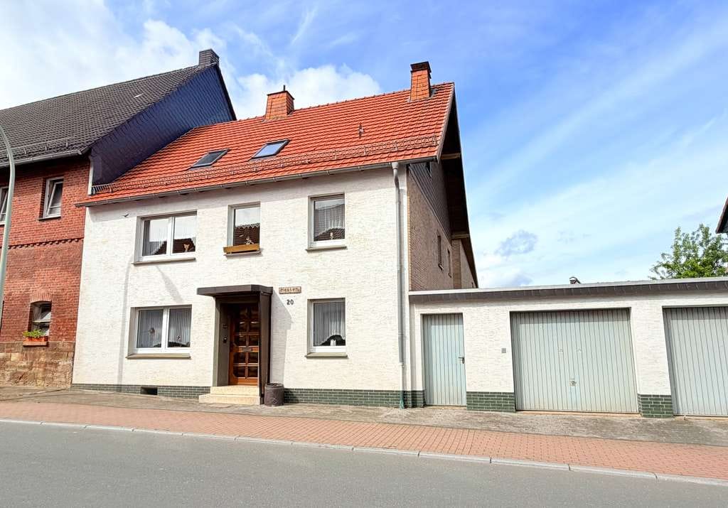 Immobilie in Marsberg - *** Einfach und Schön *** Einfamilienhaus in Marsberg-Erlinghausen - Bild 2