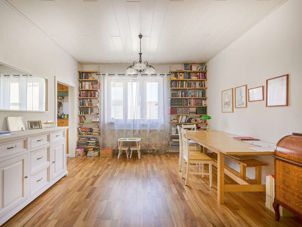 Immobilie in Stutensee - Neunanfang mit Potenzial: Wohnhaus mit Scheune, Terrasse & Sauna in Stutensee-Spöck - Bild 2