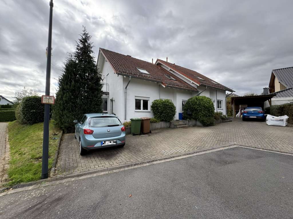 Immobilie in Roßbach - Gepflegte Doppelhaushälfte in ruhiger Lage – Ihr zukünftiges Zuhause mit Garten - Bild 0