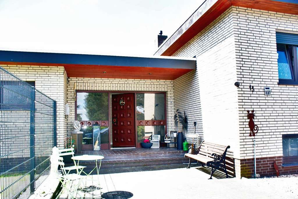 Immobilie in Barßel - Einfamilienhaus in Barßel - Ihr Zuhause auf drei Etagen - Bild 2