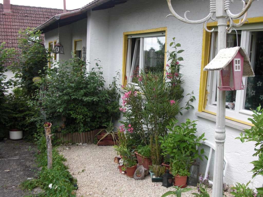 Immobilie in Essingen - Das kann Ihr kleines Paradies werden! - Bild 2