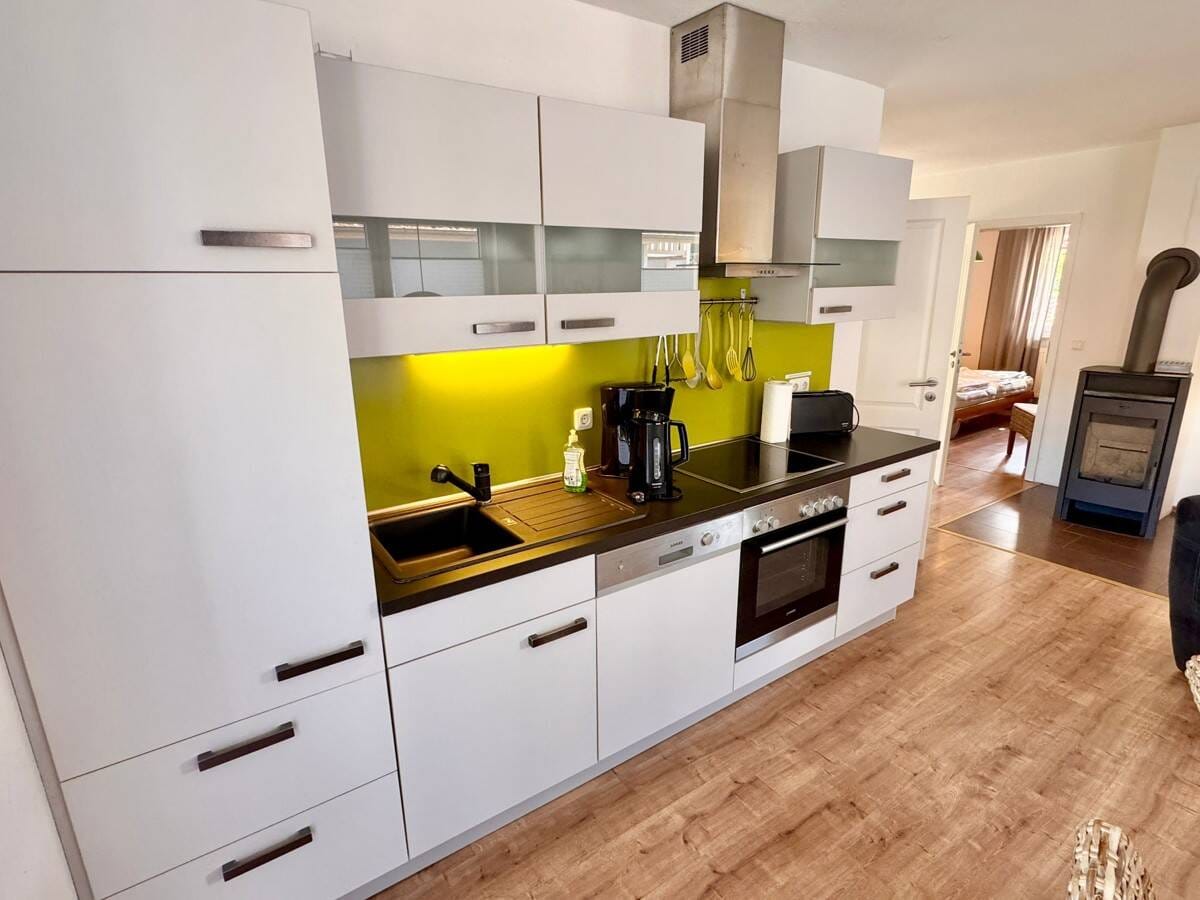 Immobilie in Bollewick - HORN IMMOBILIEN ++ Röbel an der Müritz Ferienhaus mit 2 Wohnungen, 2x Kamin und 2x Sauna + Einbauk. - Bild 4