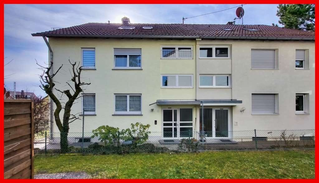 Immobilie in Ditzingen - Vielseitig nutzbares Dreifamilienhaus in Ditzingen- Hirschlanden - Bild 0