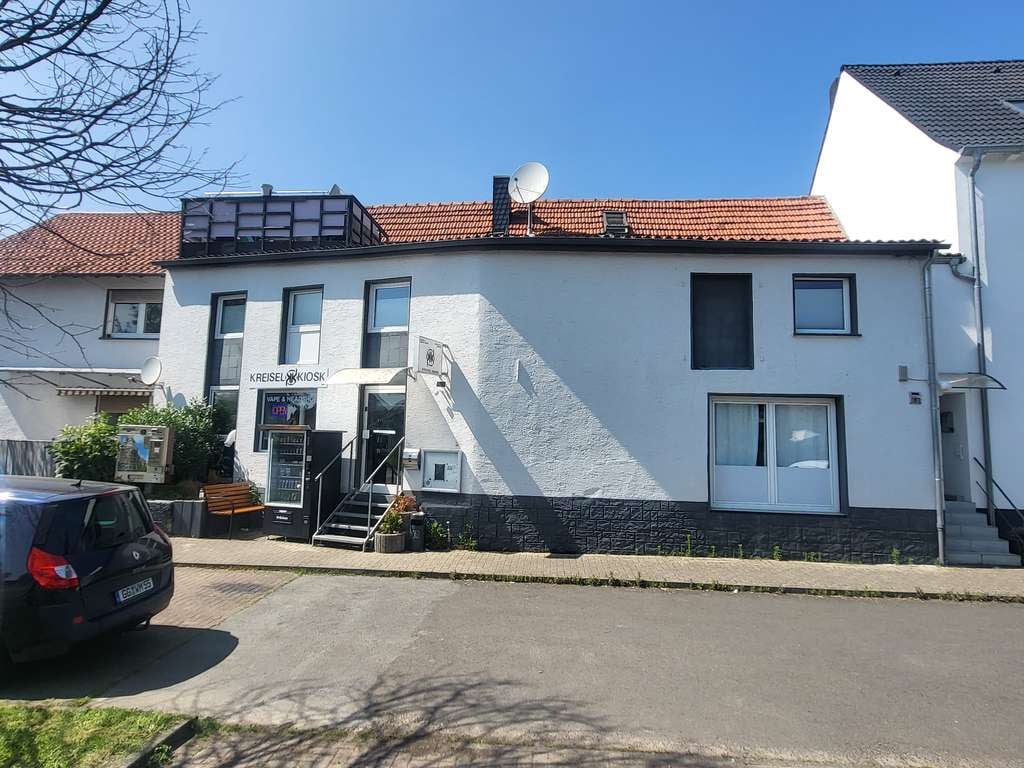 Immobilie in Neuberg - 2-FMH inkl. Grundstück & Garage + Gewerbefläche in beliebter Lage - Bild 0