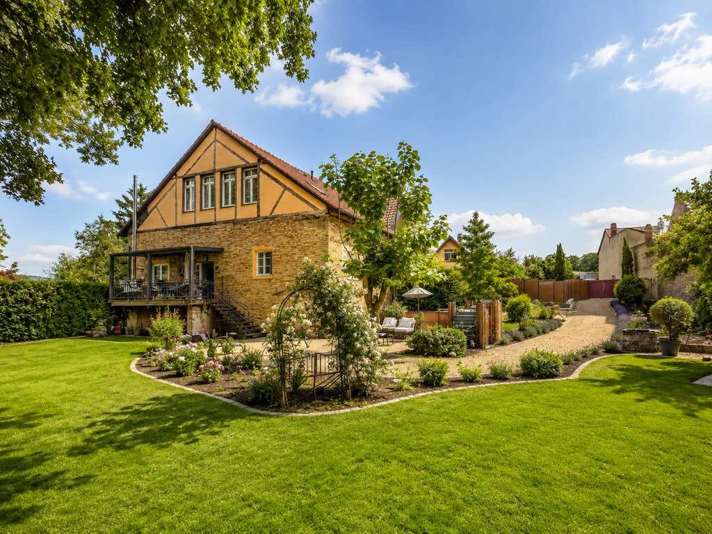 Immobilie in Sankt Johann - „Historische Scheune neu interpretiert – architektonisches Landhaus mit Loftcharakter“ - Bild 2