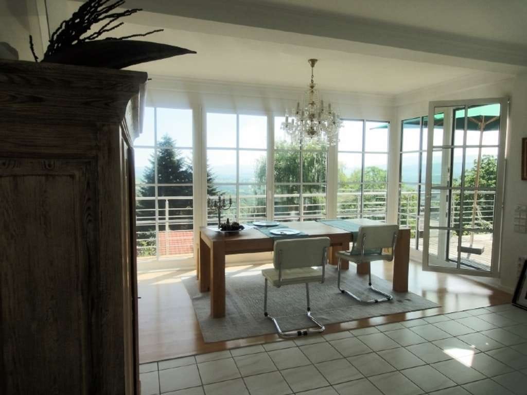 Immobilie in Aichelberg - Exklusive Landhauswohnung mit besonderem Ambiente, offenes Wohnen, Panoramaaussicht, Gartenbereich - Bild 0