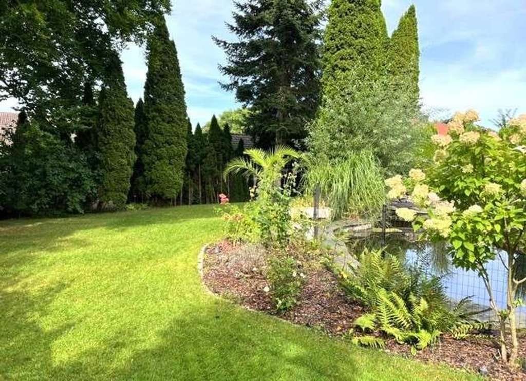 Immobilie in Adelsried - Exklusive Villa mit Schwimmhalle der Superlative auf Traumgrd. westlich Augsburg - Bild 2