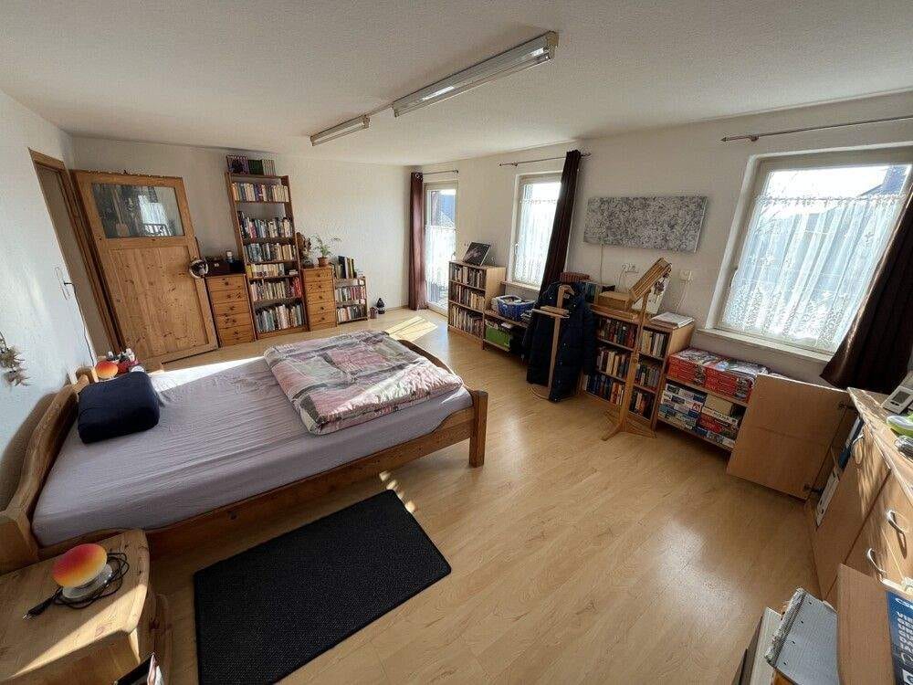 Immobilie in Stadtlauringen - Ein Ort mit Raum für Ideen: Großes Wohnhaus mit Nebengebäuden in naturnaher Lage - 97488 Birnfeld - Bild 1