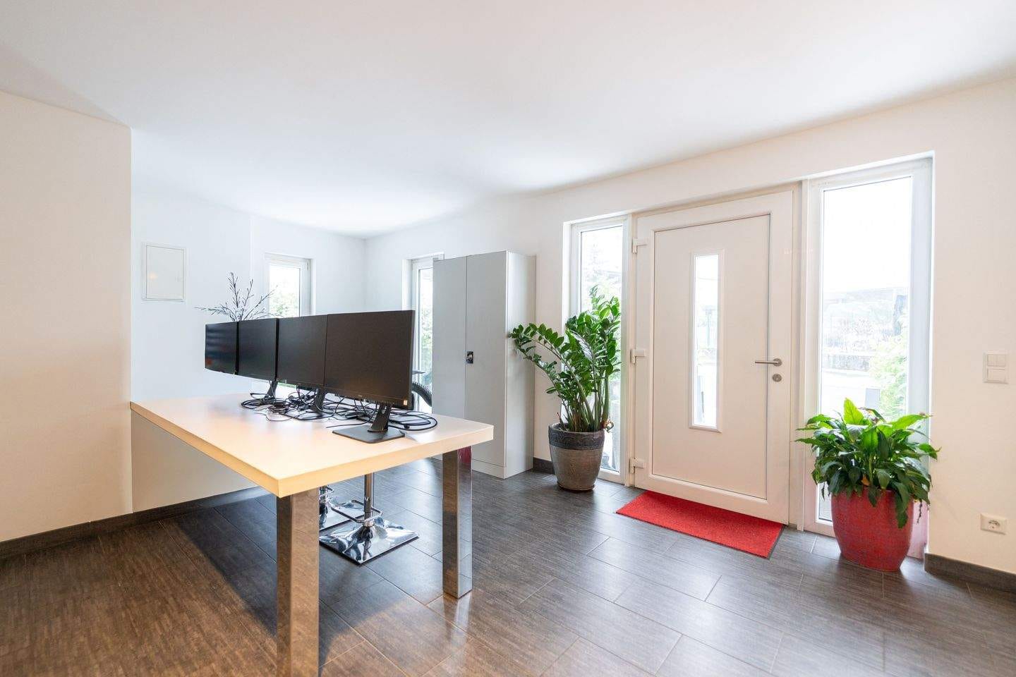Immobilie in Neustadt bei Coburg - Großzügiges Architektenhaus mit Ausblick! + Doppelgarage + Sauna + Terrasse + Einbauküche! - Bild 3
