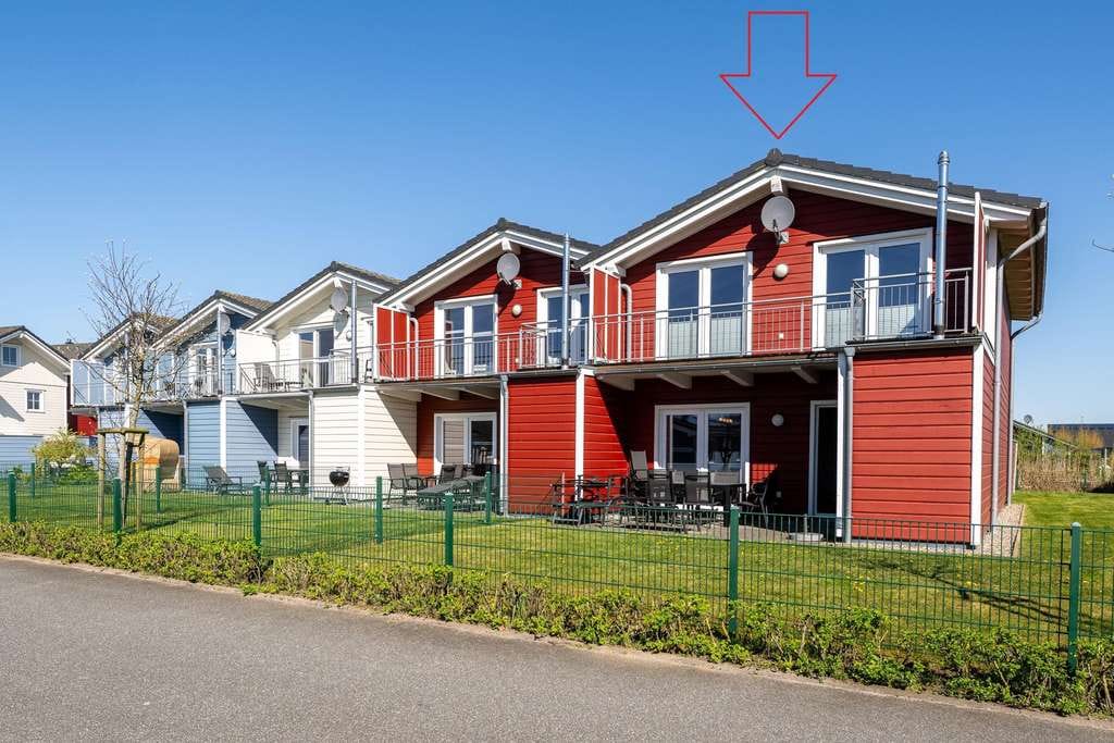 Immobilie in Dagebüll - Charmantes Ferienhaus/Reihenhausendscheibe in attraktiver Lage nahe des Nordseedeiches - Bild 0