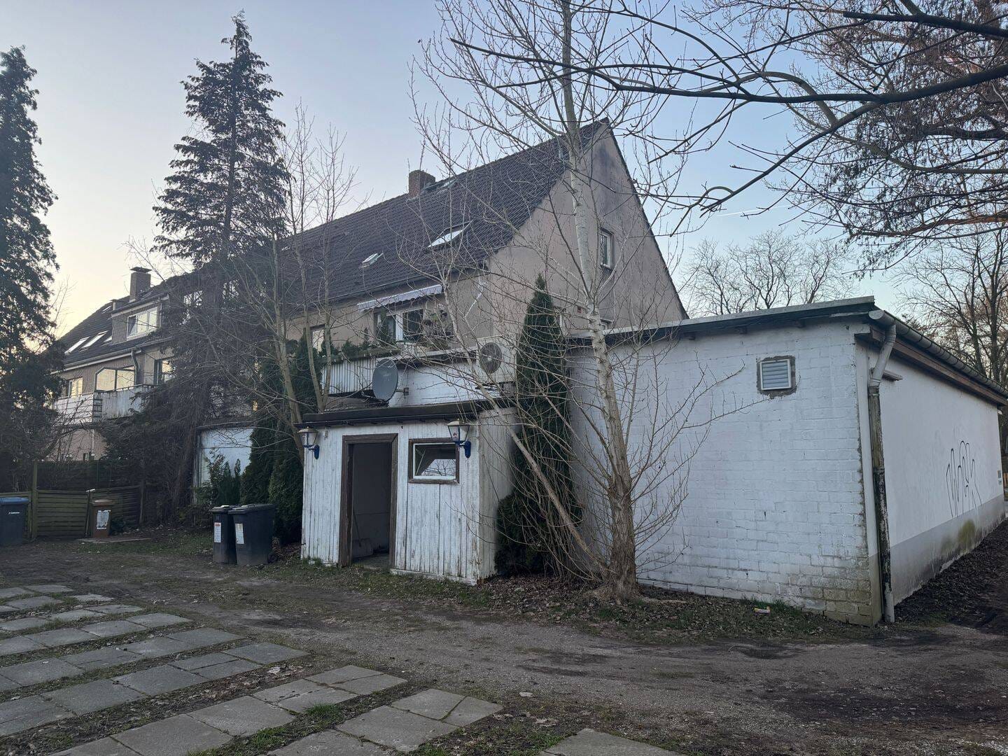 Immobilie in Wilhelmshaven - Wohn- und Geschäftshaus mit Entwicklungspotenzial in gut frequentierter Lage - Fedderwardergroden - Bild 4