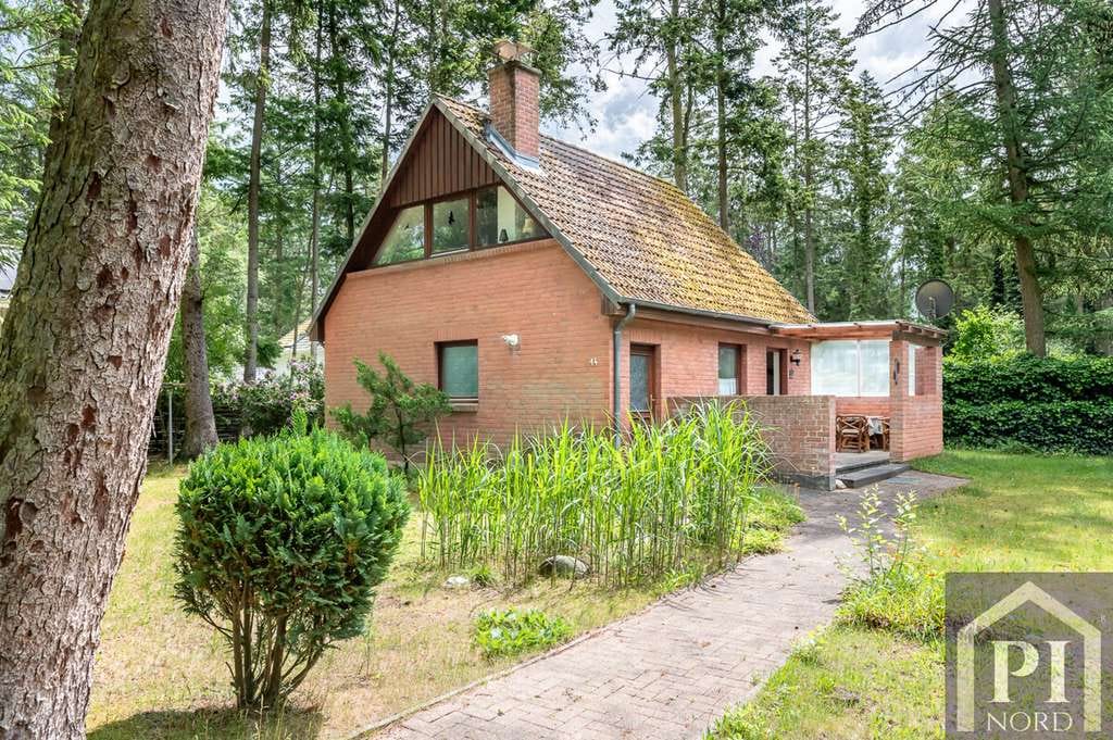 Immobilie in Wisch - Ankommen und durchatmen
Ihr Wochenendhaus zwischen Pinien und Ostseewelle - Bild 1