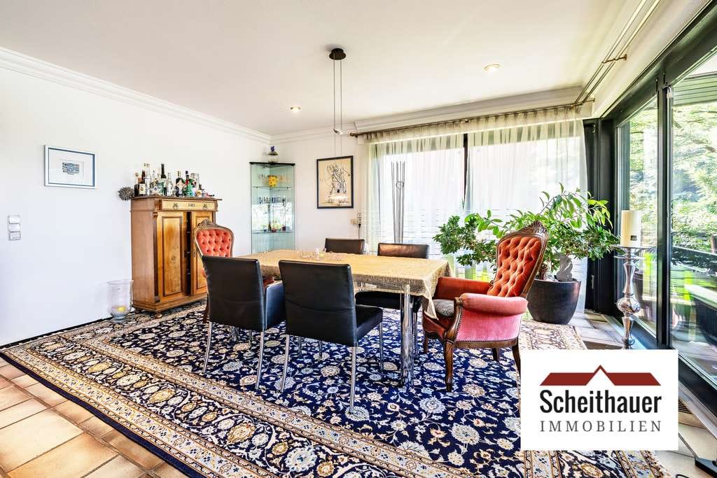 Immobilie in Mosbach - Großzügiges Einfamilienhaus mit Einliegerwohnung in begehrter Wohnlage von Mosbach - Bild 2