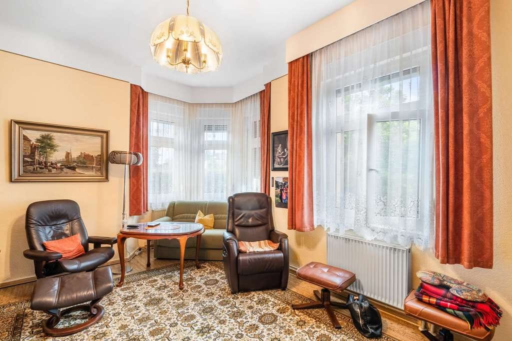 Immobilie in Zossen - Großzügiges Einfamilienhaus auf ca. 900 m² Grundstück – optional mit angrenzender Liegenschaft - Bild 3