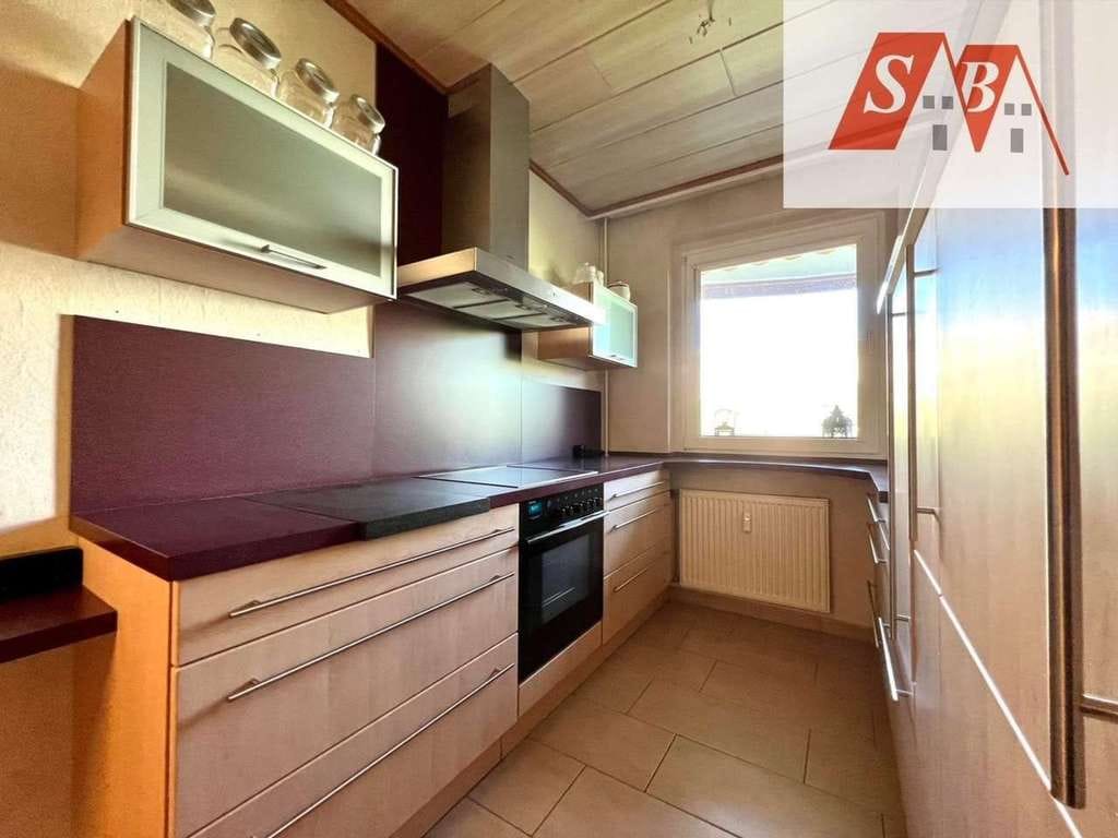 Immobilie in Sömmerda - 3 Zimmer Wohnung mit schönem großen Balkon und Küche - Bild 1