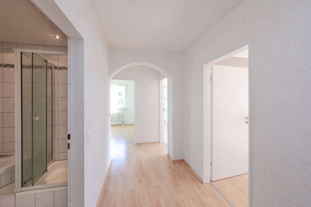 Immobilie in Leinzell - GROSSZÜGIGE PENTHOUSE-WOHNUNG MIT DACHTERRASSE, BALKON UND VIEL POTENZIAL - Bild 4
