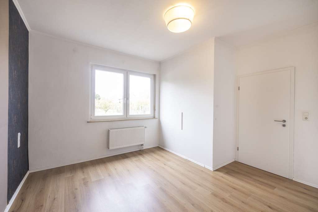 Immobilie in Lübbecke - Modernisiertes Einfamilienhaus mit großem Garten in Lübbecke - zentral gelegen - Bild 5
