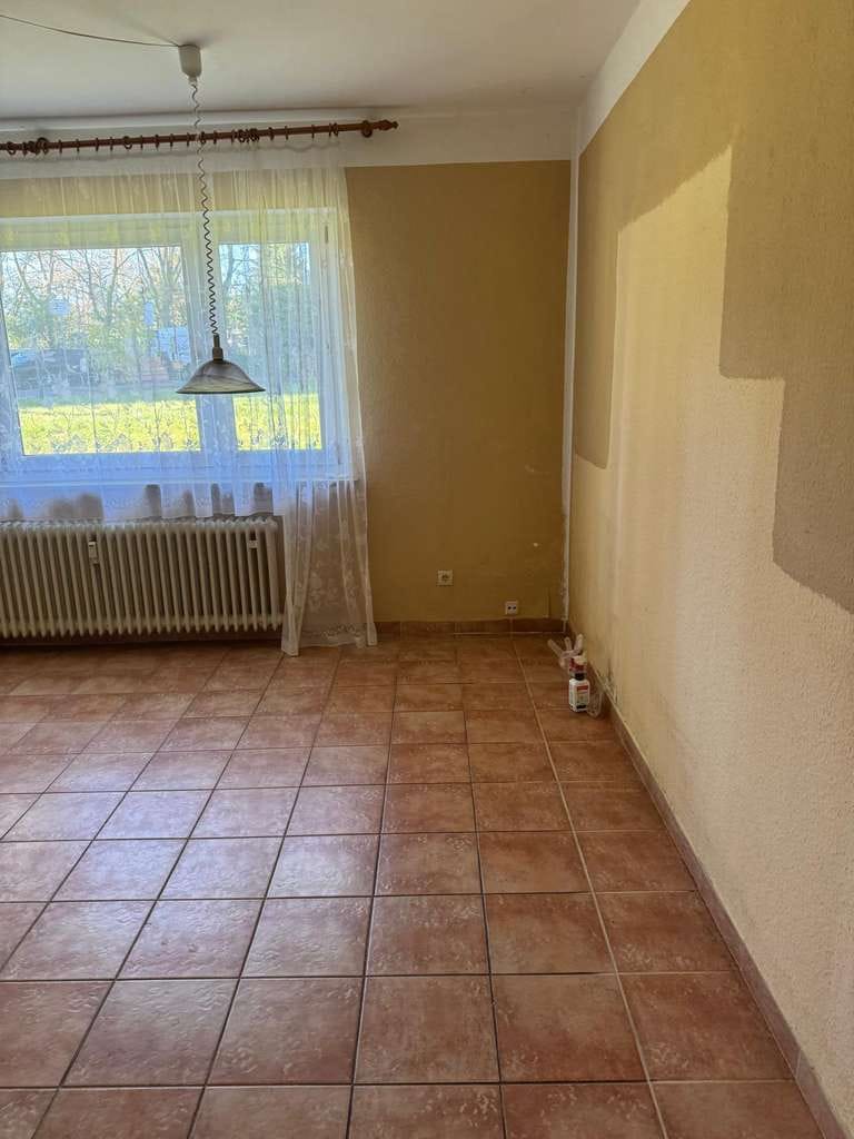 Immobilie in Maintal - Charmante 3-ZimmerSouterrainwohnung im Hochhaus mit Gartennutzung - Bild 0