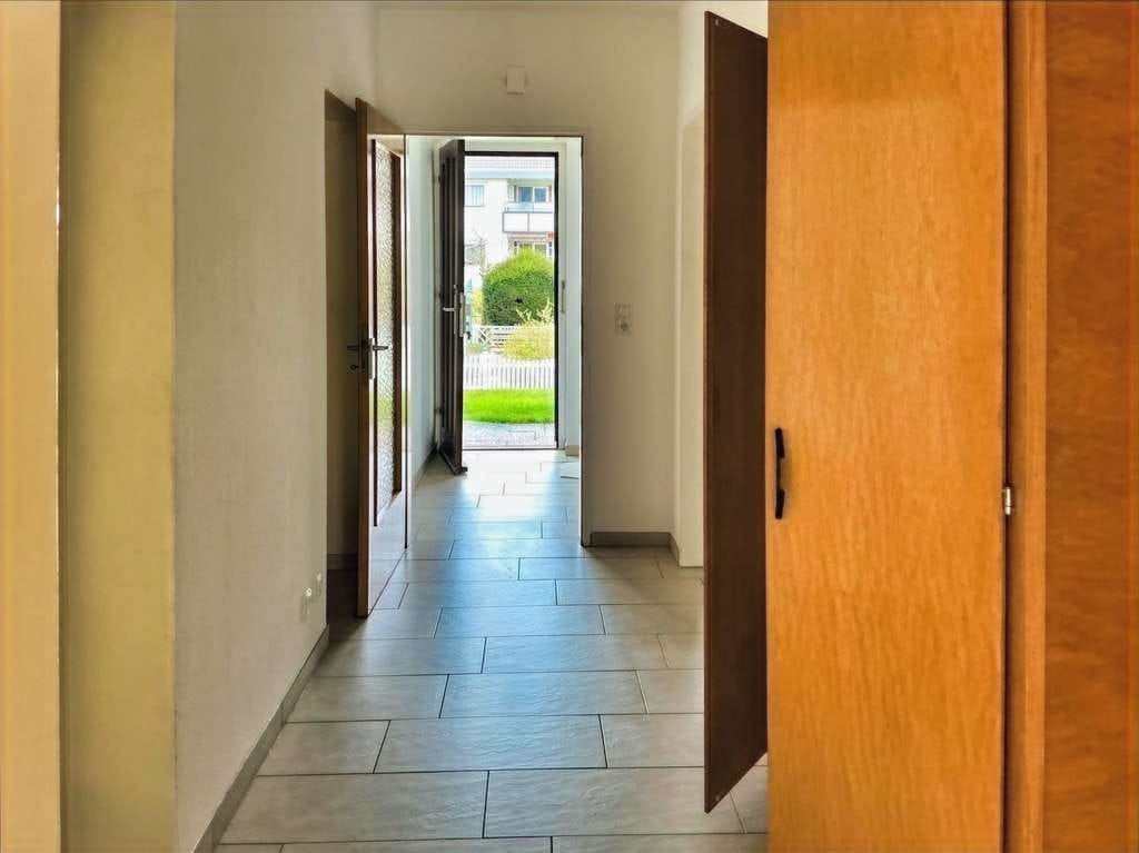 Immobilie in Hann. Münden - 3-Zimmer-Wohnung in zentraler Lage in Hann. Münden, mit Balkon und Garage, frei - Bild 2