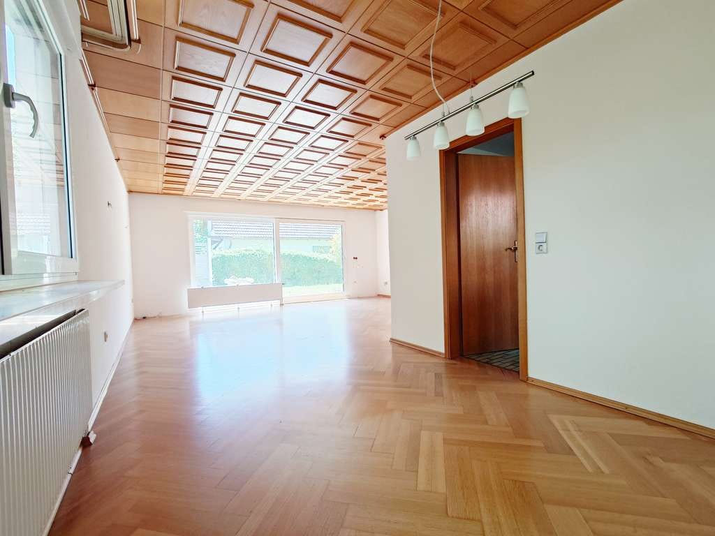 Immobilie in Windach - ★ Attraktiver Bungalow - Grdstck mit 995 m²  ★ - Bild 0