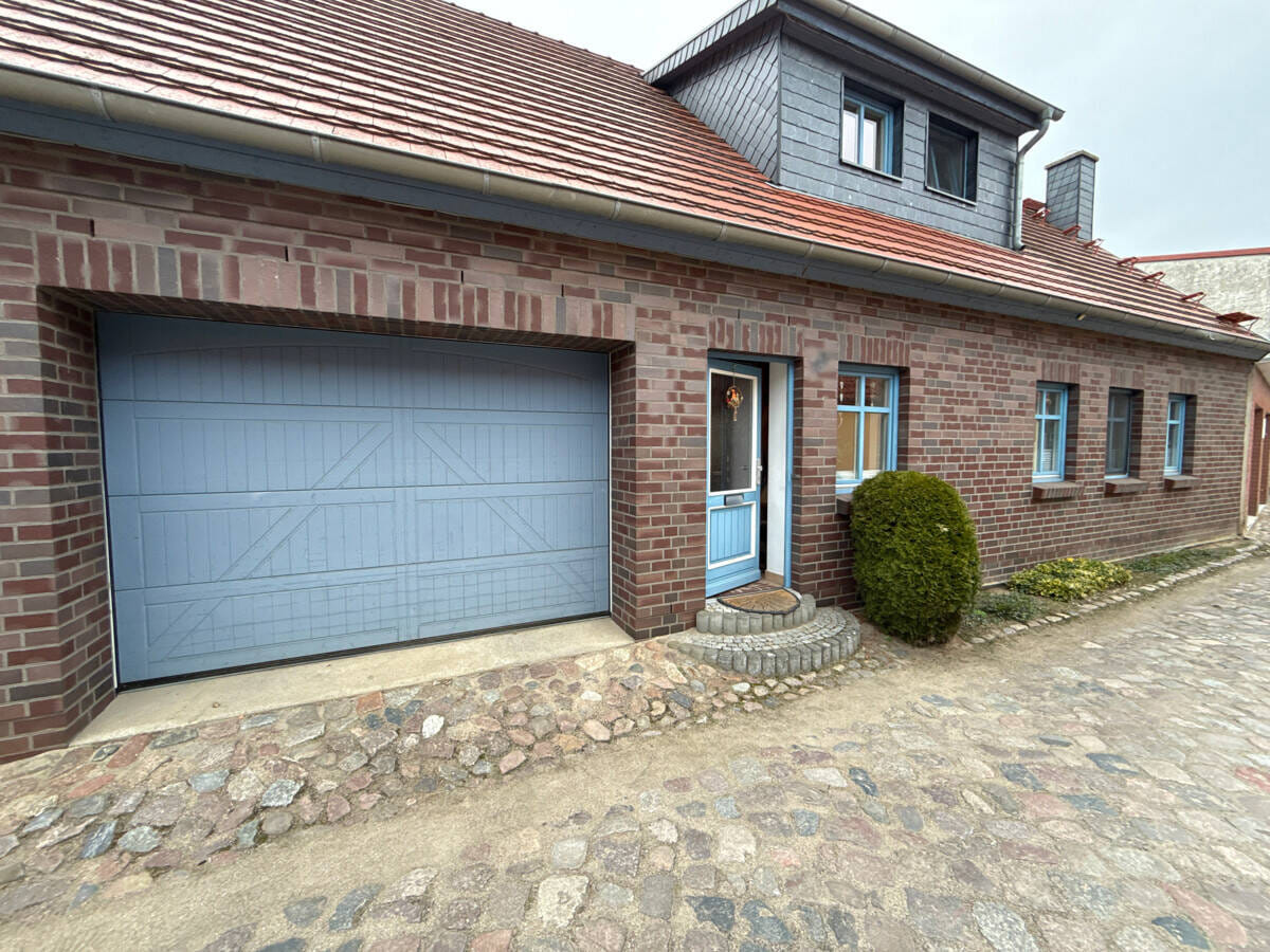 Immobilie in Neukalen - Familienidyll mit Zusatzhaus | Flexibel wohnen in naturnaher Stadtlage - Bild 0