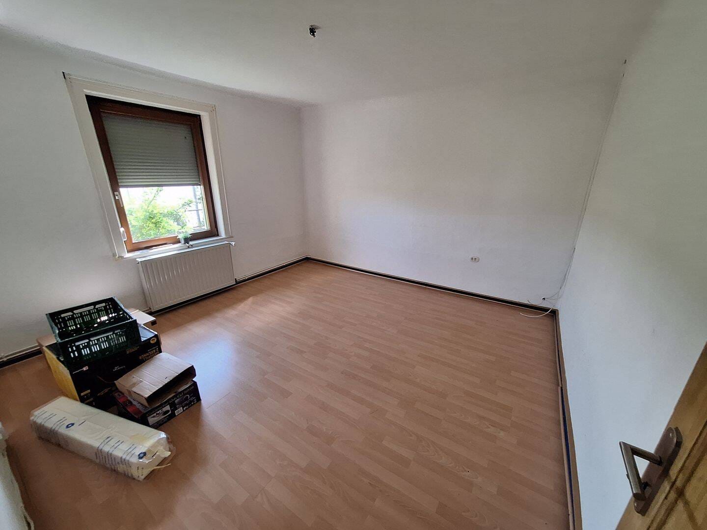 Immobilie in Vogtei - Mehrgenerationenhaus | *Provisionsfrei | teilsan. | mod.-bed. | Zufahrt | Garage Nebengelass | Garten | Oberdorla - Bild 4