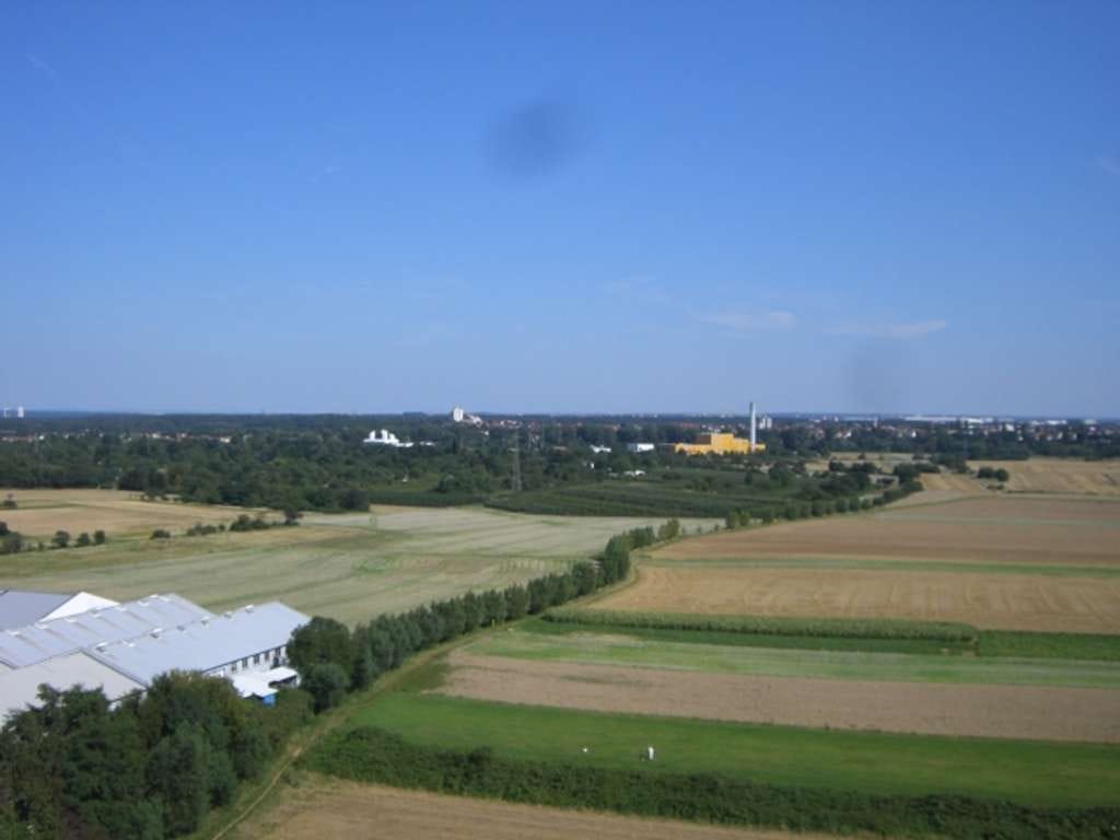 Immobilie in Hattersheim - HATTERSHEIM: Tolle 1 1/2-Zi.-Wohnung mit Laminat, Balkon u. EBK -PENTHOUSE-STIL - Bild 0