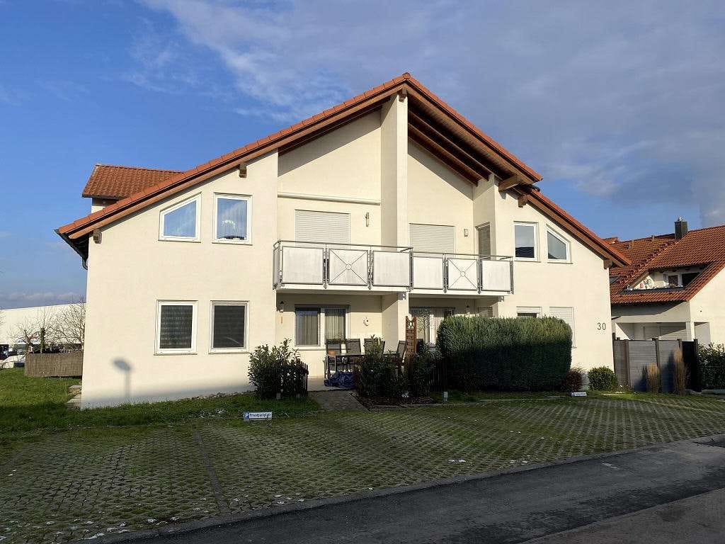 Immobilie in Erligheim - ruhig, schön und trotzdem nah der Mitte - Bild 2