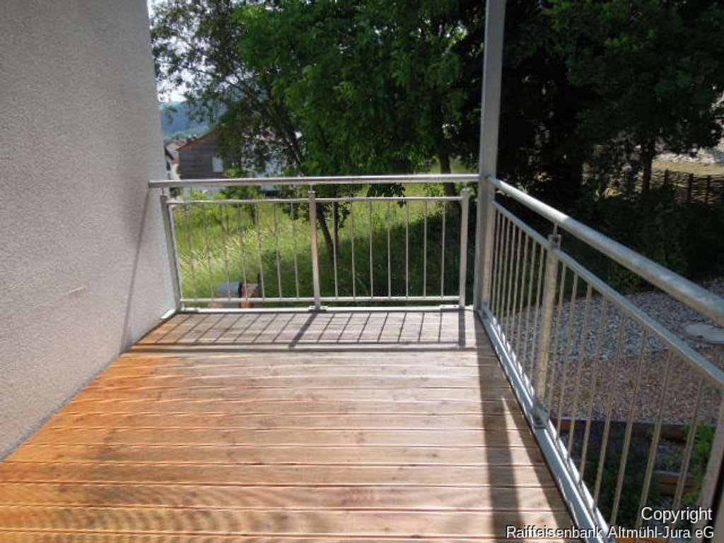 Immobilie in Dietfurt an der Altmühl - Anschauen & Einziehen  Topmoderne und großzügige 3 ZKB Wohnung mit sonnigem Balkon und Garage in Tög - Bild 4